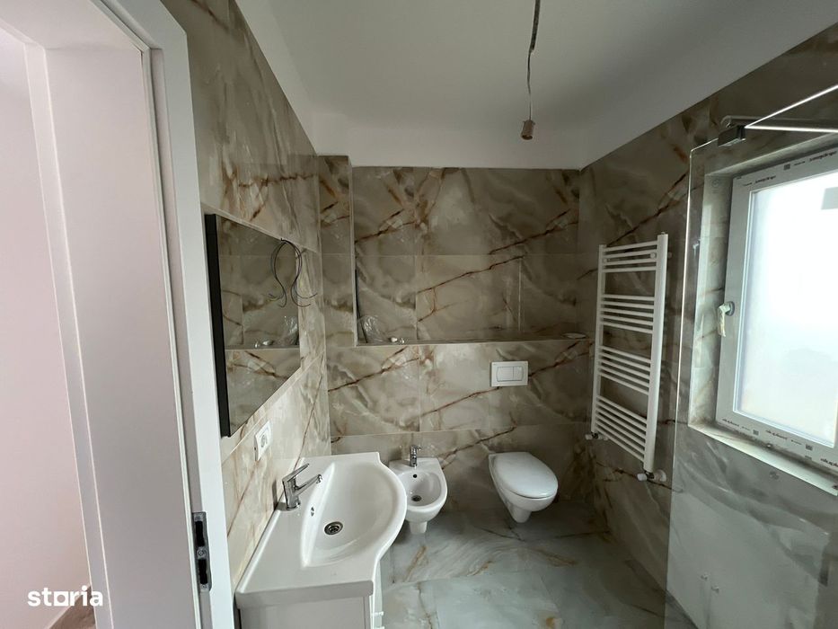 OFERTA EXCLUSIVA: Vila superba, teren generos, strada asfaltata