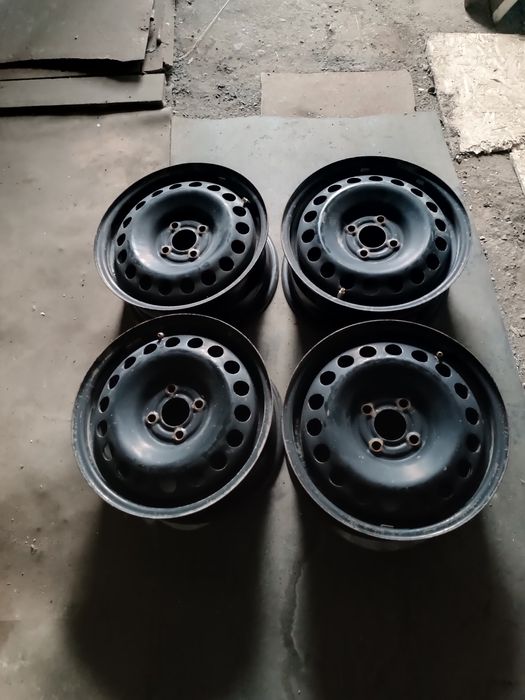 Продам автозапчасти от кароллы