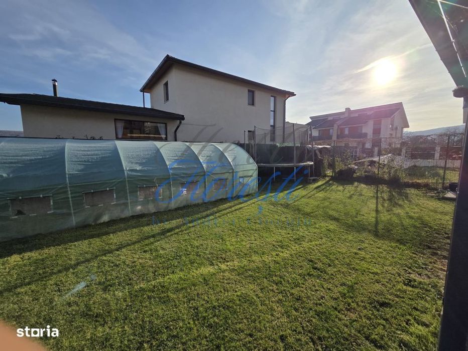 Duplex de vanzare, finisat si mobilat, Gilau | Zona centrala