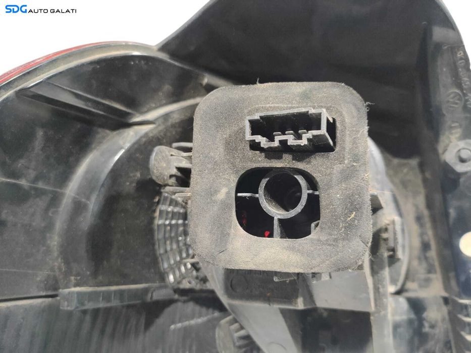 Stop Lampa Tripla Dreapta Volkswagen Golf 6 Hatchback Scurt 2008 - 2013 Cod 5K0945096E [L5172]