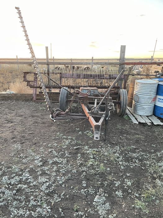 Продам трактор т25