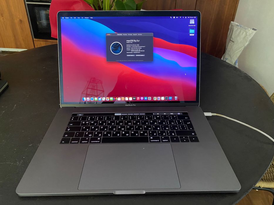 Mac Book Pro /15-inch,2016