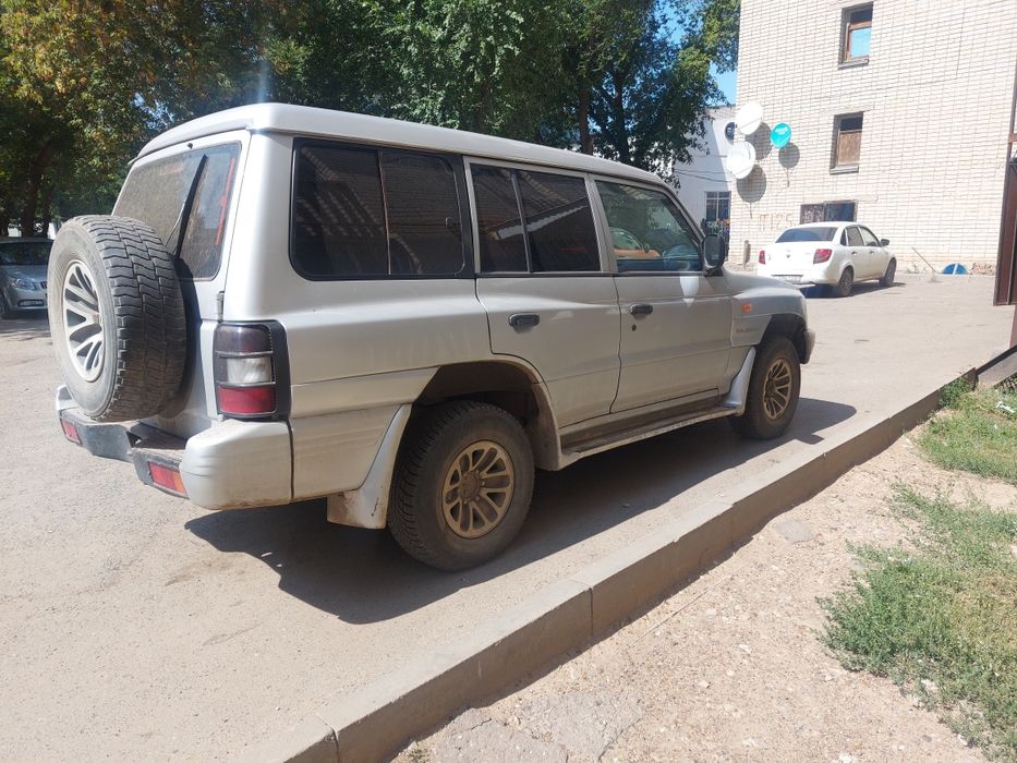 Продам внедорожник