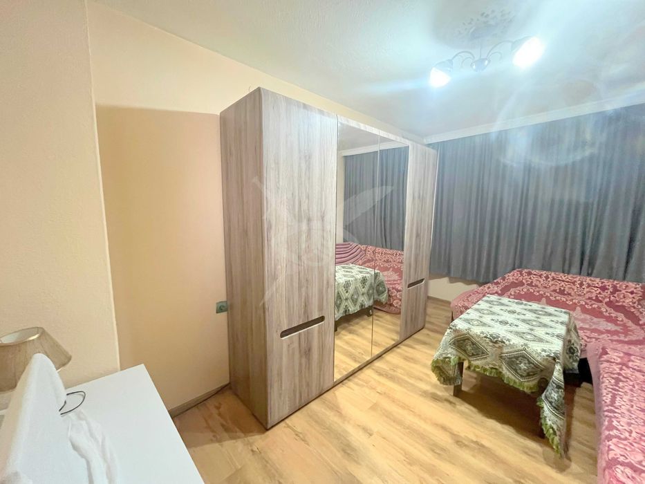 Продава се Къща в Панагюрище - 392 кв.м за 485 €/кв.м - Снимка #2