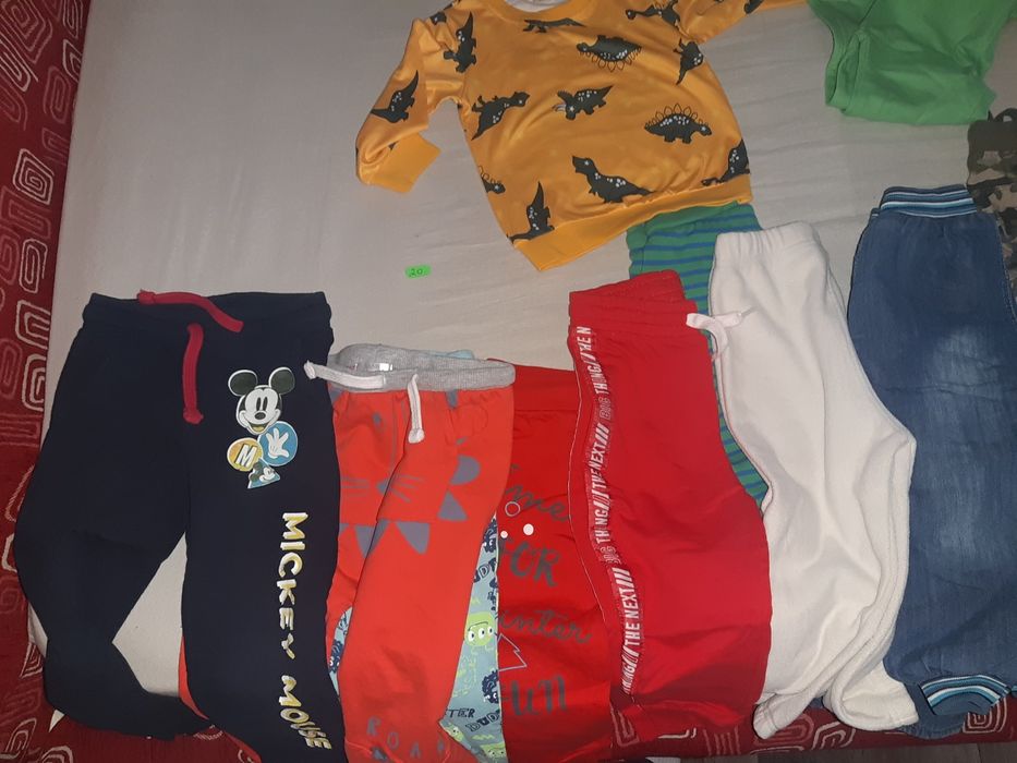 Lot haine băiat mărimea 98 104