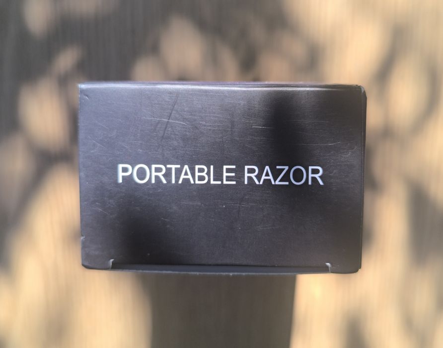 Mini Aparat de Ras Electric Portabil Ideal Voiaj / Mașină, Afișaj LED