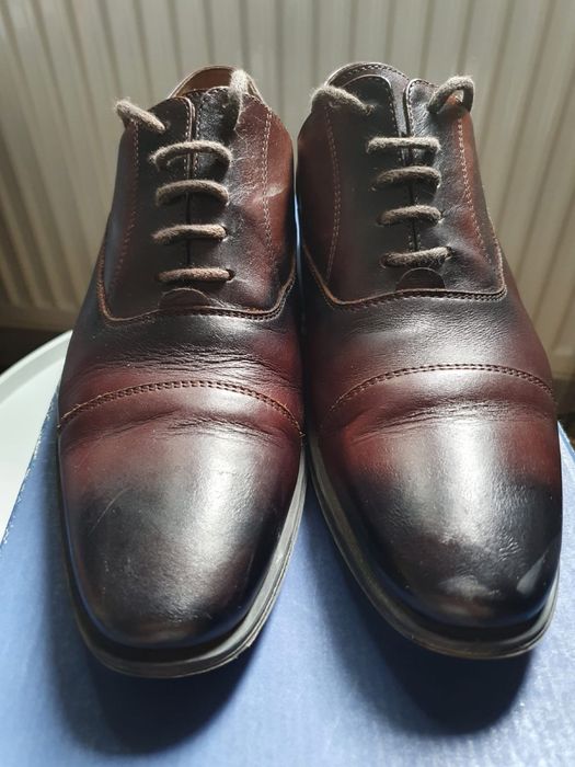 Vand pantofi de piele