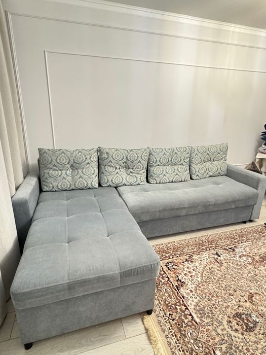 Диван для гостиной