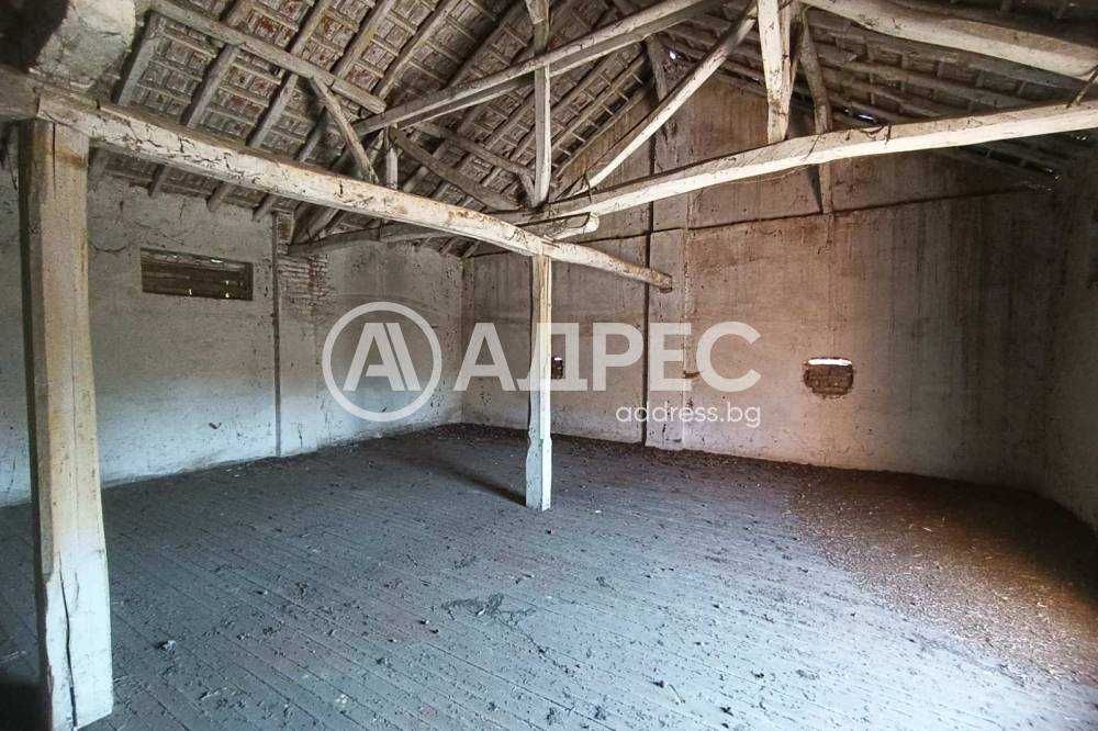 Парцел в регулация
