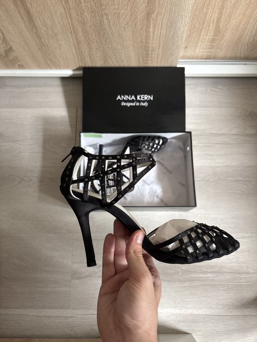 Anna Kern дамски токчета