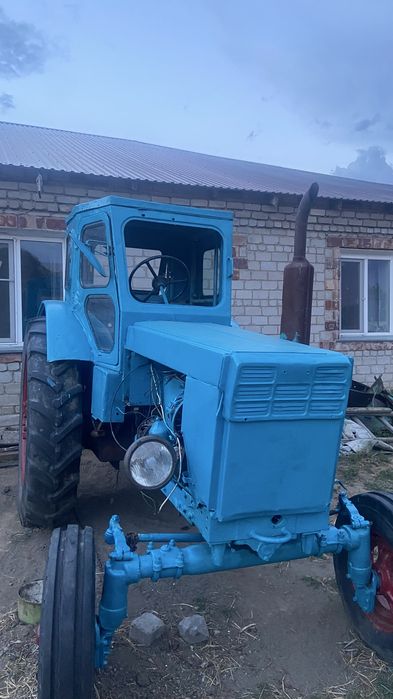 Трактор Т-40 в хорошем состоянии