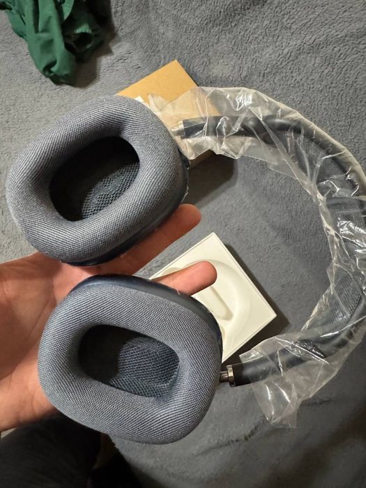 Прлдам airpods max последней генерации