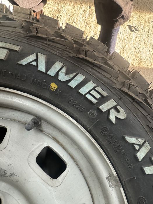 Комплект 225/70/15 A/T
