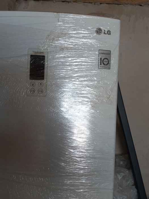 Холодильник и электроплита