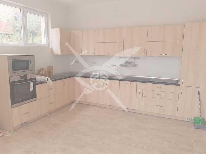 Продава се Къща в Свети Влас - 270 кв.м за 1034 €/кв.м - Снимка #3