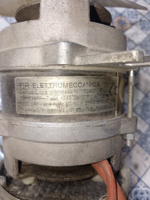 Продам насос помпа ледик Brema