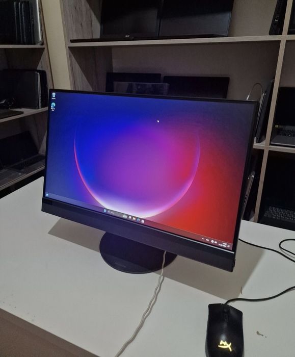 Моноблок Леново Core i3-8100