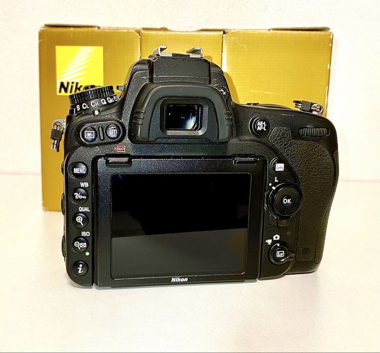 Nikon D750  (36.000 cadre)