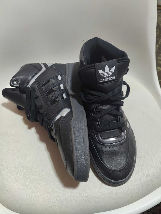 Adidași Adidas nr 44