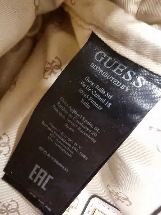Дамска чанта Guess