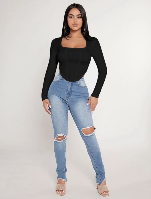 Черна блуза с дълъг ръкав