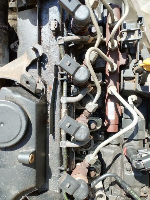 Продавам помпа за високо налягане за Нисан кашкай 1,5 dci