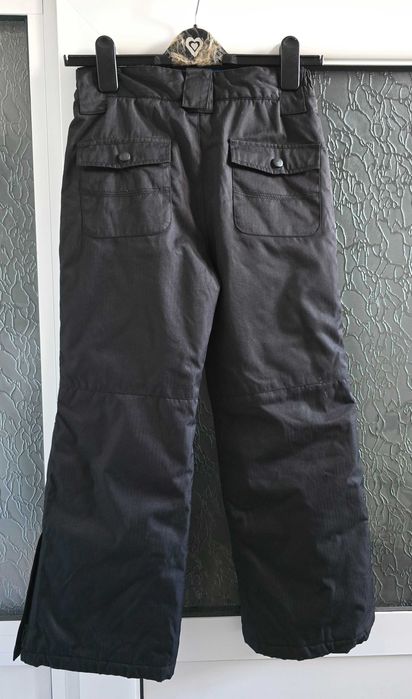 Детски ски панталон размер 7-8 години НОВ