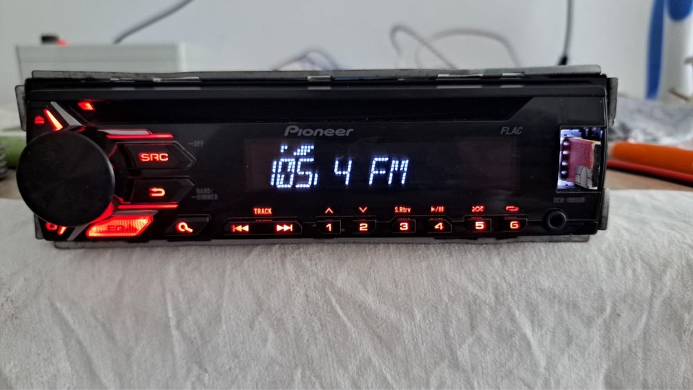 Radio CD Player Auto Pioneer DEH-1900UB - USB / AUX