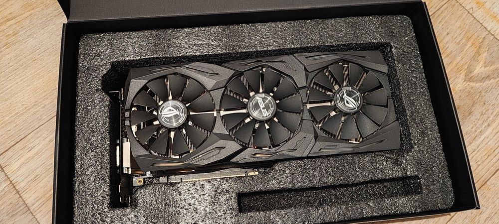 AMD Radeon RX 580 STRIX TOP 8192MB 256bit