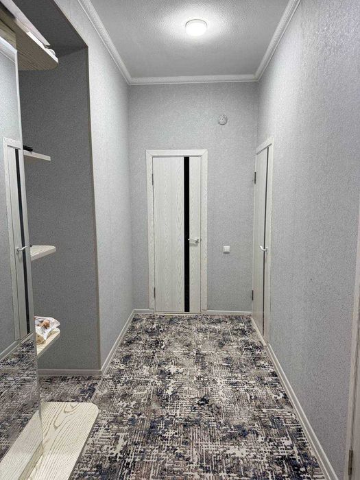 Karimbek restorani yonida 3 xonali uy