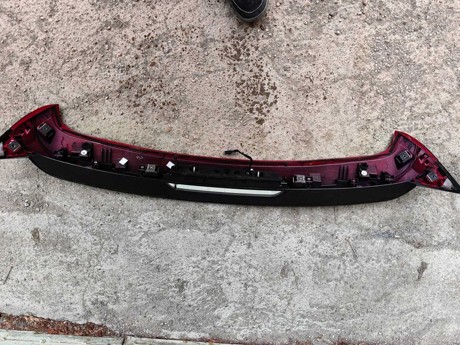 Споилер задна светлина Пежо 2008  Peugeot 2008 2019