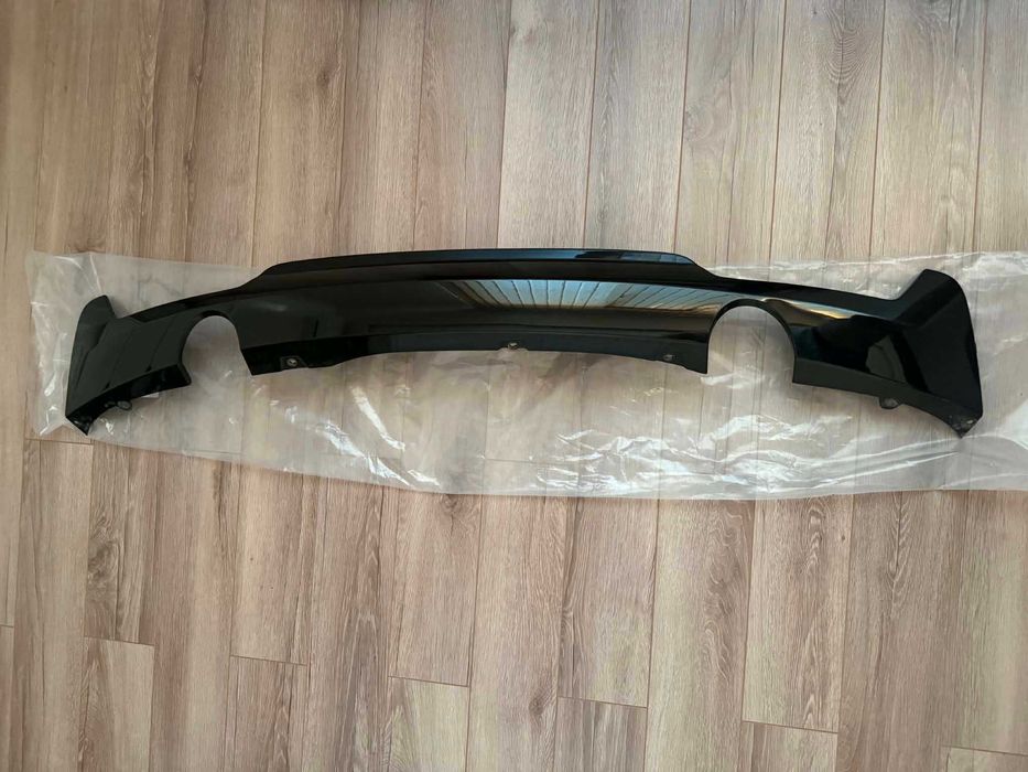 Стоков дифузьор BMW F32 F33 F36 O+O черен гланц