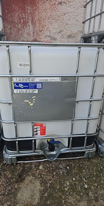 Vând butoi NOU 1000l