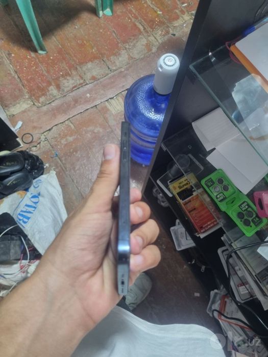 Iphone 12 pro  xotira 128 gb