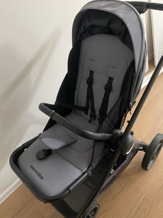 Бебешка количка Easy walker