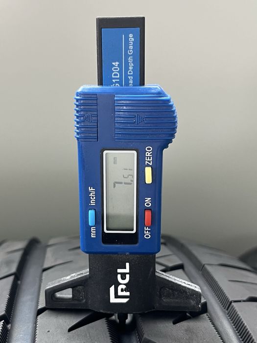 Летни гуми 235/55/19 Rockblade