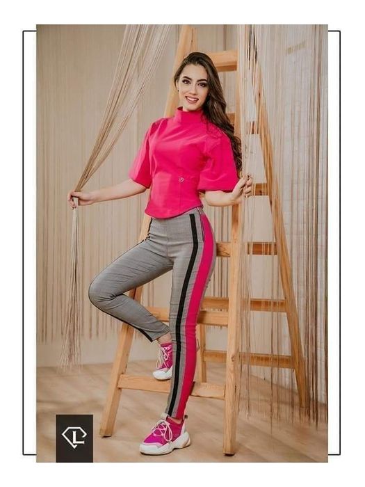 Ефектна блуза Lucy