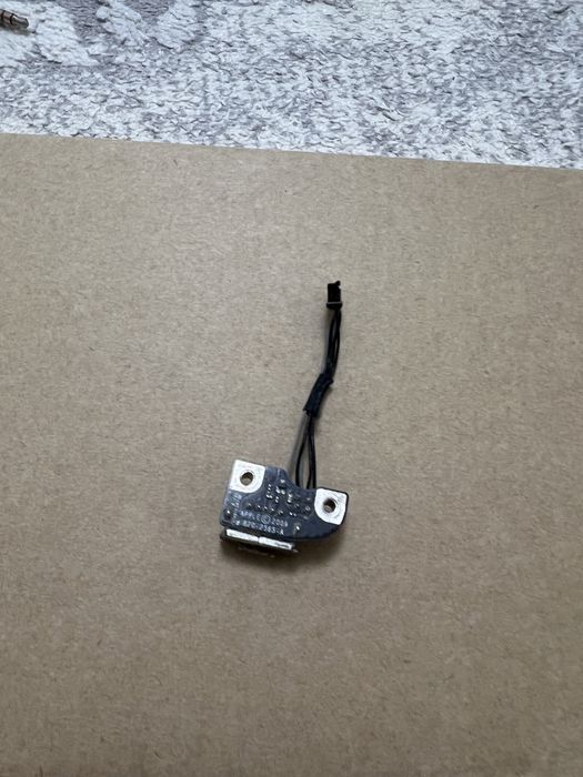 Macbooc аксессуар