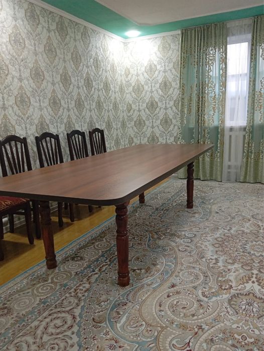 Продам Стол гостиный