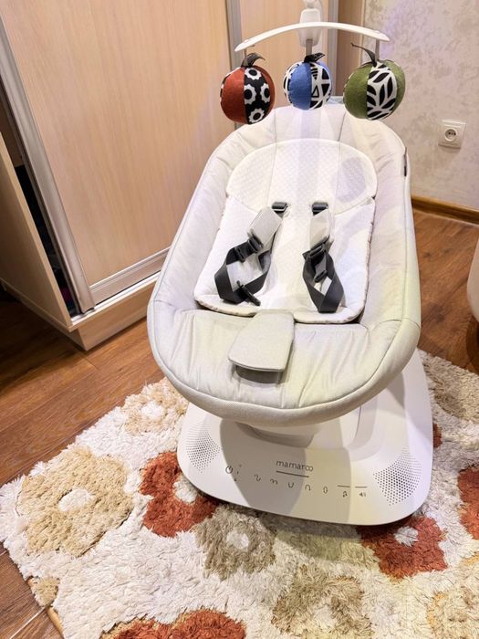 Шезлонг качалка mamaRoo