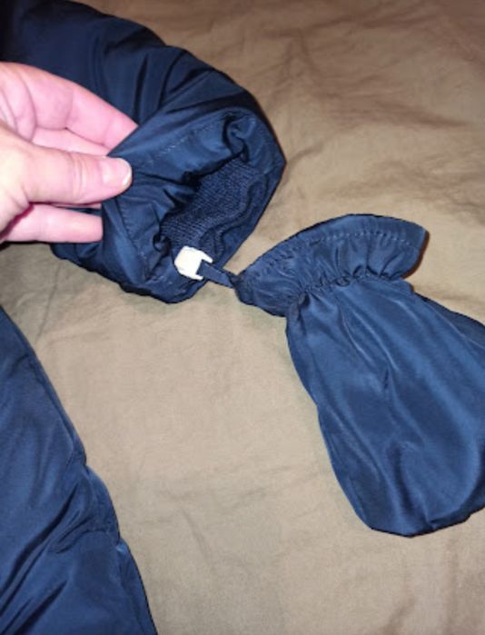 Продам зимний комбинезон.