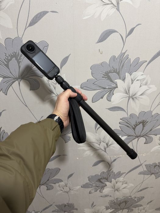 srochna insta360  X5