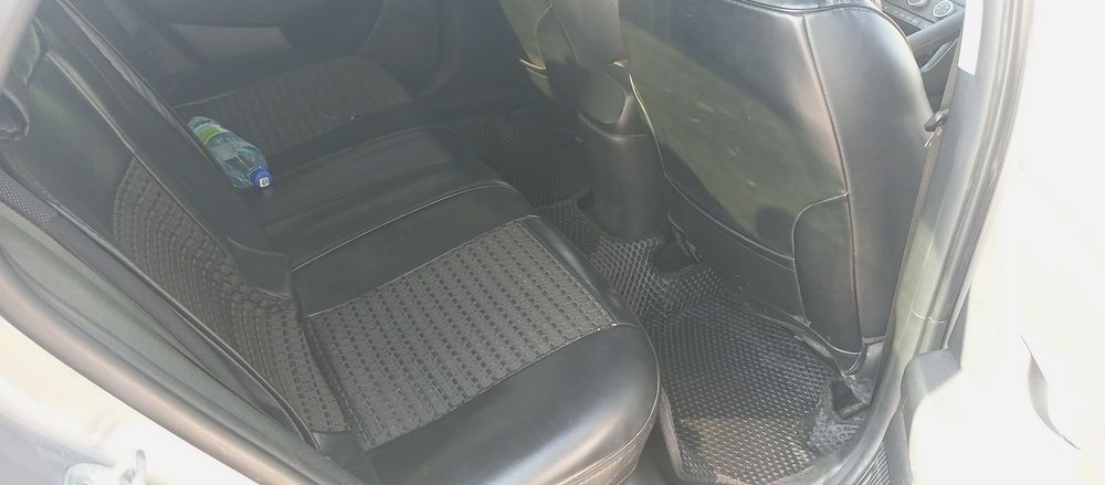 Hyundai Elantra sotiladi