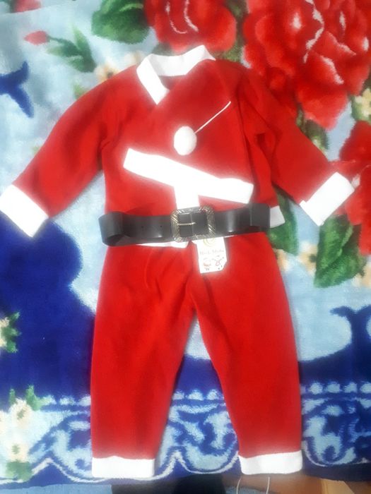 Костюмы для девочек и мальчика