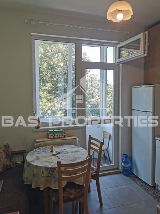 Дава се под наем Тристаен апартамент в София, Яворов - 100 кв.м за 650 € - Снимка #2