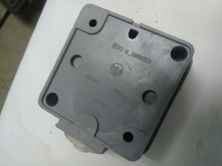 Выключатели сетевые 250 вольт, 6 ампер. СССР.