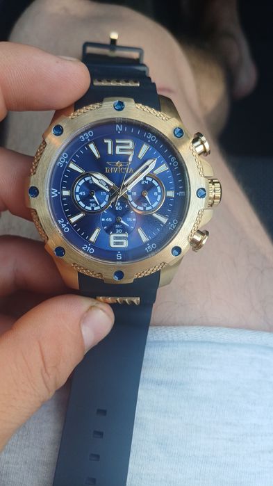 Vând ceas preț neg