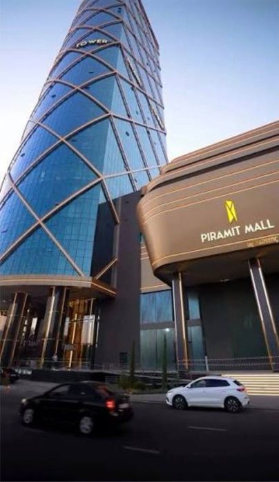 Срочно Продаётся Piramit Tower 37 кв.м Нежилое помещение
