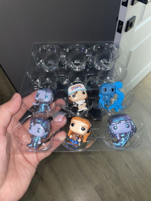 Киндер джоу очень странные дела осд