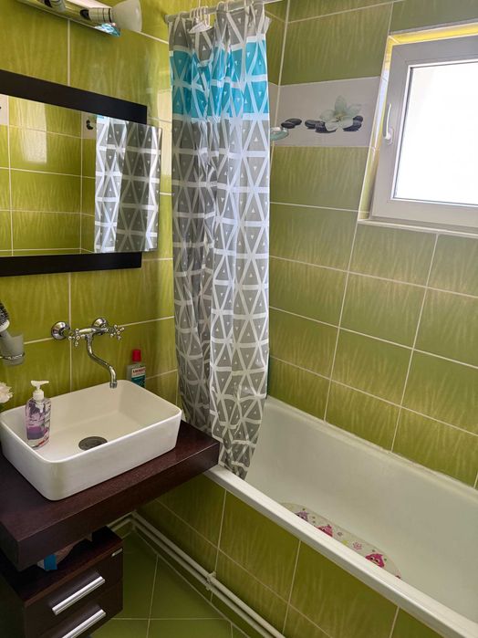 Apartament 2 camere decomandat - CT, boxa, parcare